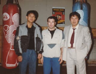 Olivier Marion au club avec deux maîtres vietnamiens
