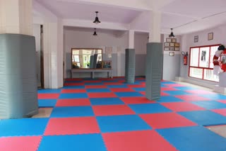 Salle de tatamis du dojo CIFARP au Gabon